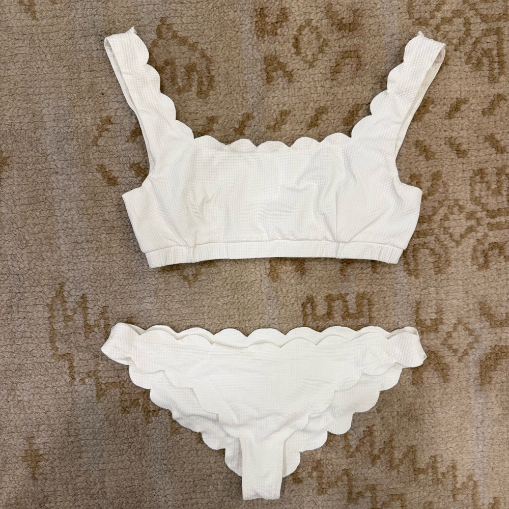 Marysia White Scalloped Bikini Set L
